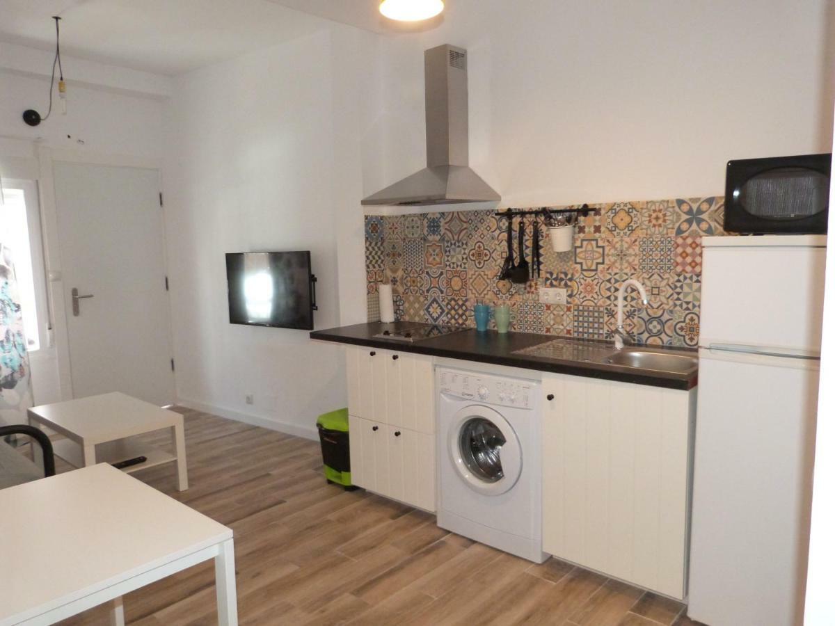 Acogedor Apartamento Centro Benalmadenaアパートメント エクステリア 写真