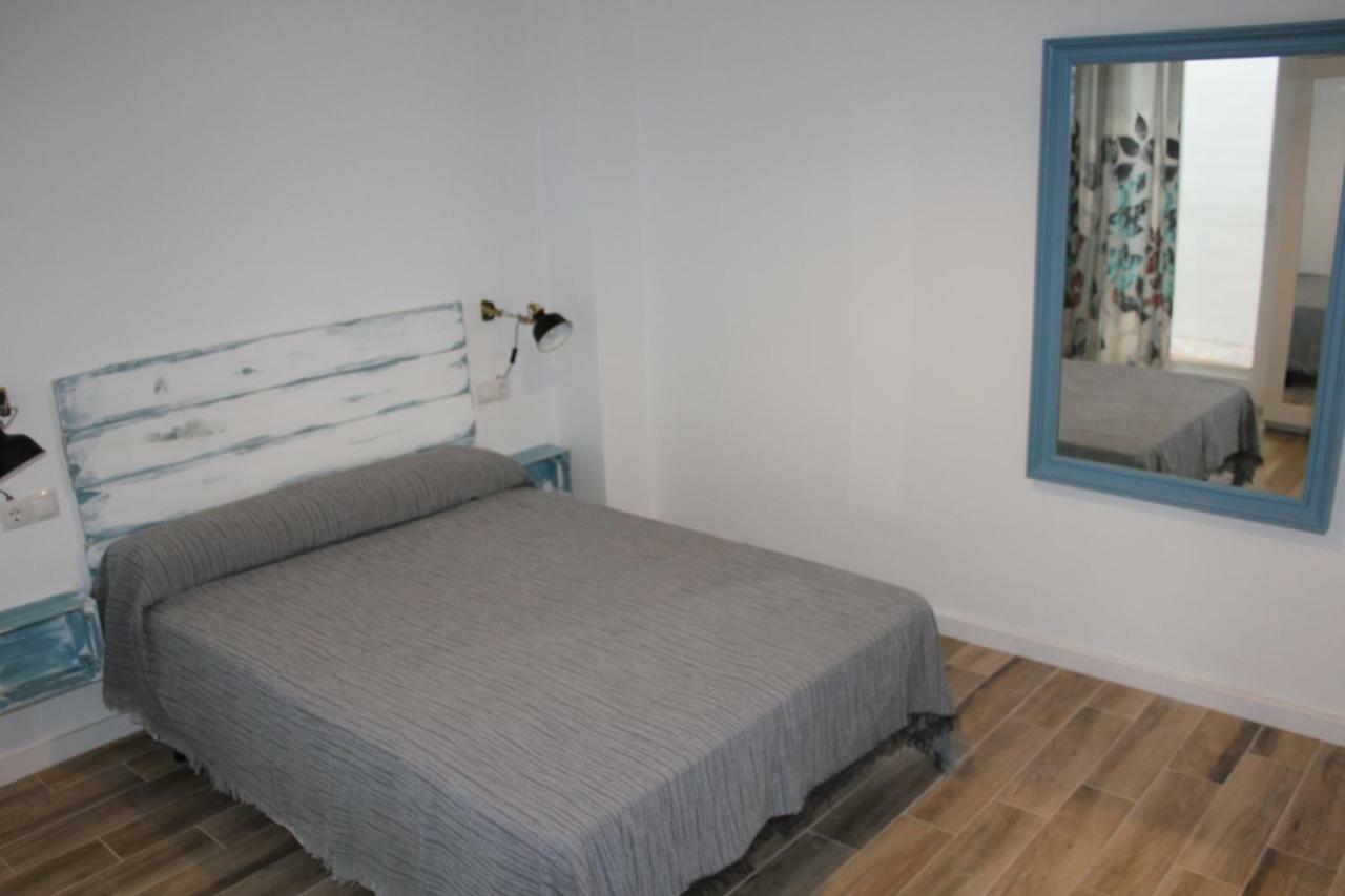 Acogedor Apartamento Centro Benalmadenaアパートメント エクステリア 写真